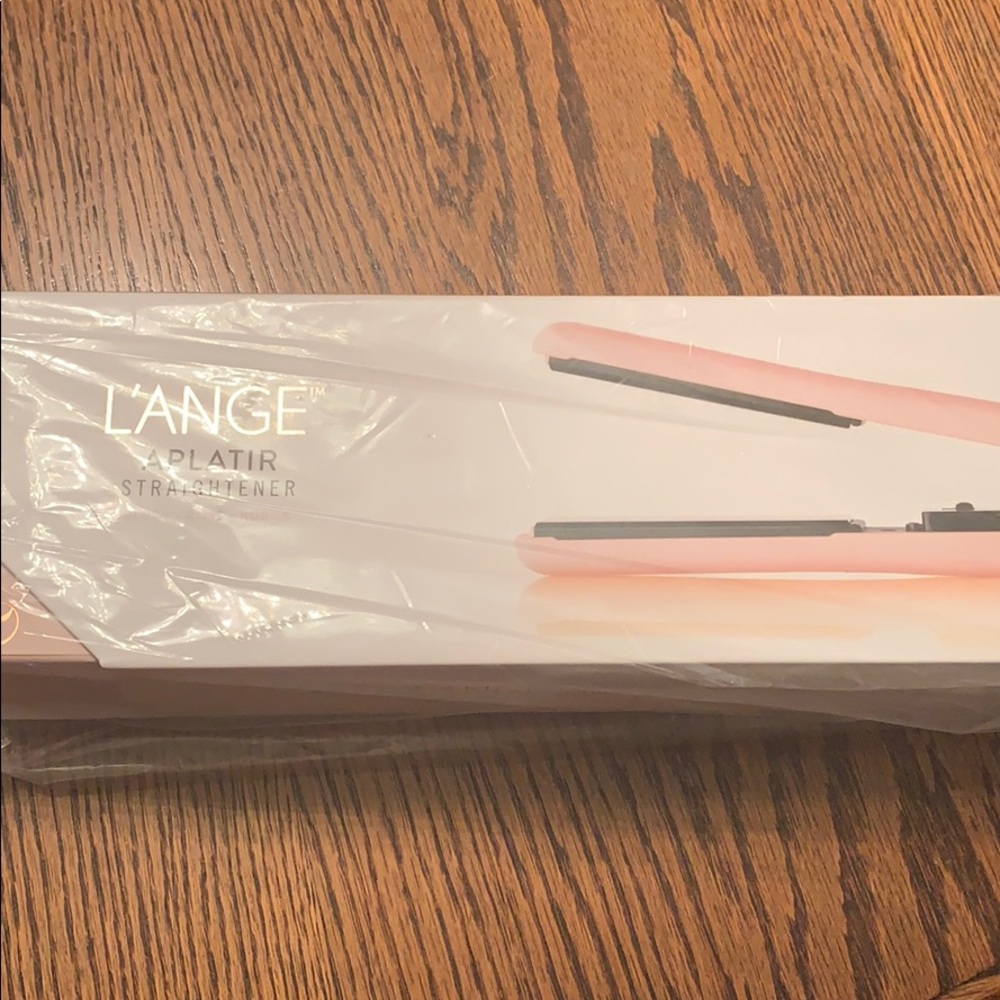 L’ANGE aplatir straightener